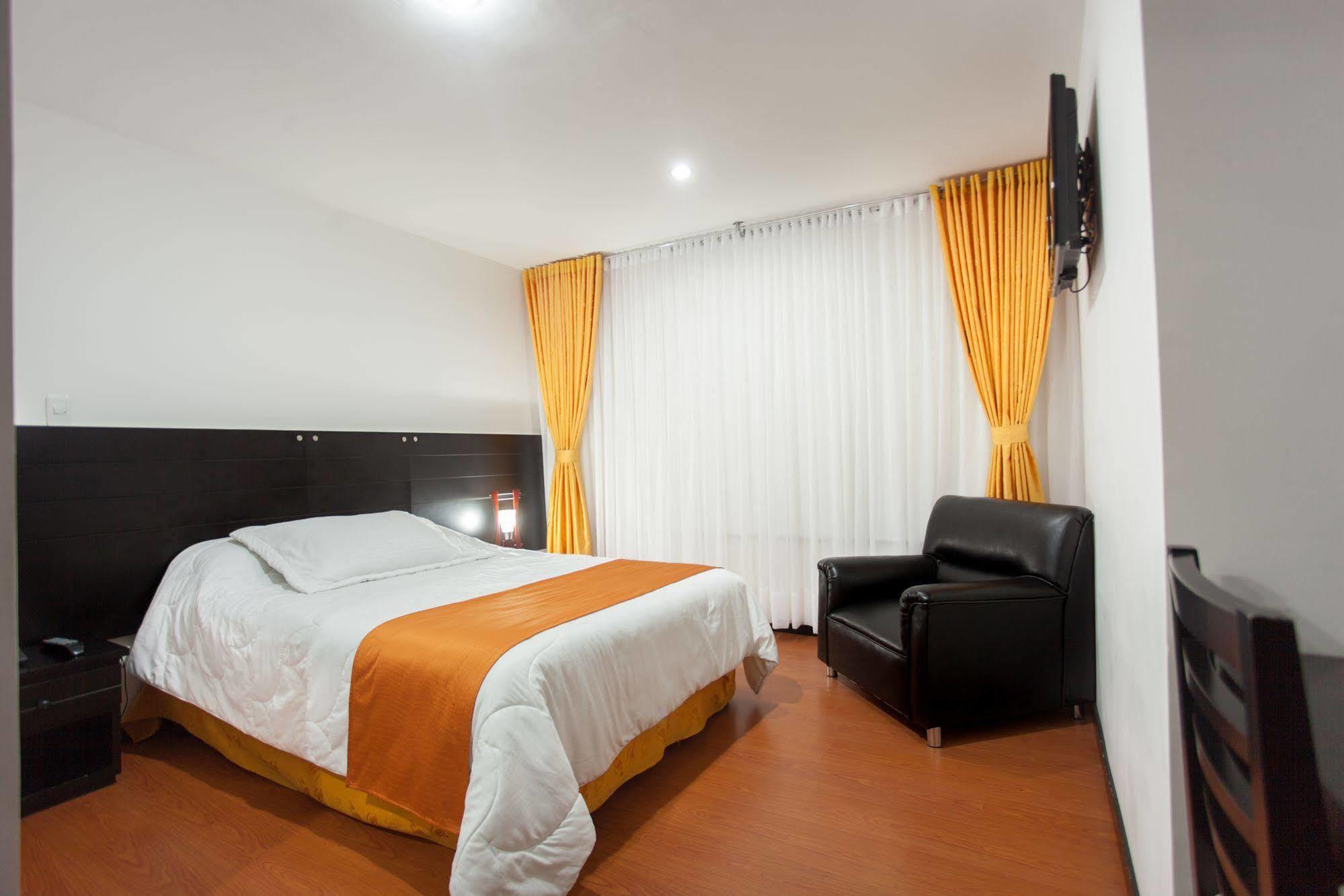 Hotel Palermo Suite Pasto Luaran gambar